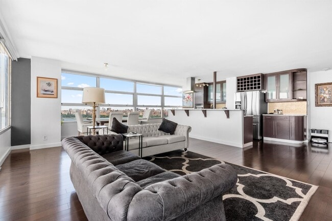Photo - 6050 JFK Blvd E Unit 19C
