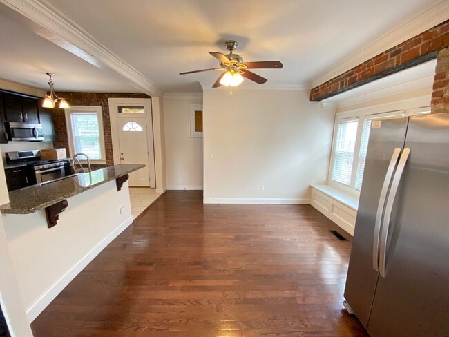 Photo - 1475 Worthington St Unit 1477