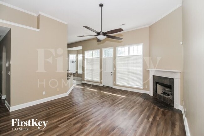 Photo - 8233 Sawyer Mill Cove