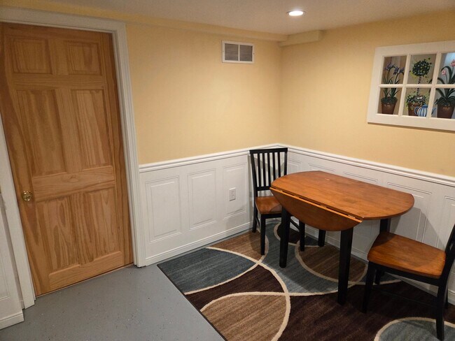 Photo - 11 Hoitt Dr