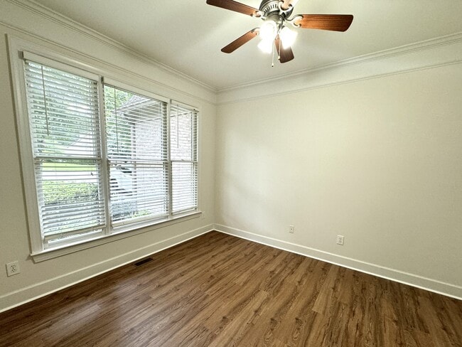125 Witheridge Dr