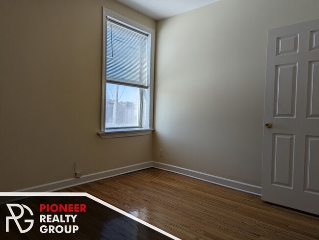 Photo - 533 W Aldine Ave Unit 556-W2