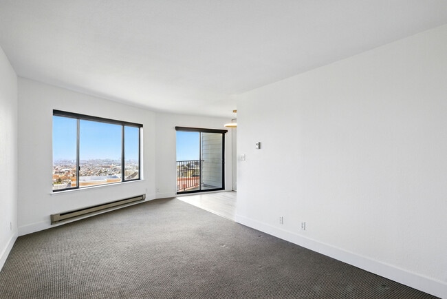 Photo - 3550 Market St