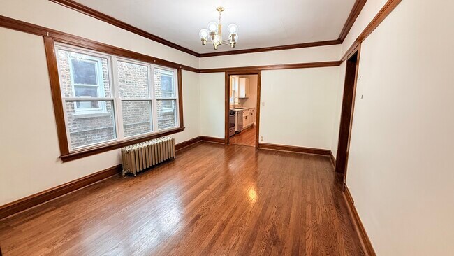 Photo - 4847 W Nelson St Unit 2