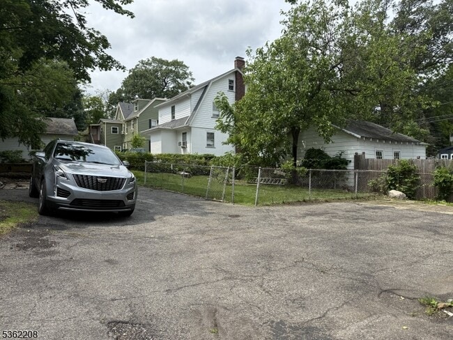 Photo - 186 Harrison Ave Unit 2