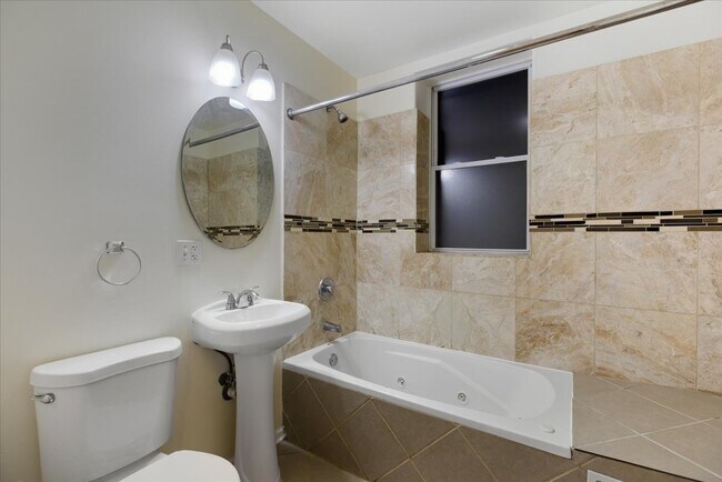 Photo - 54 E 50th St Unit 1