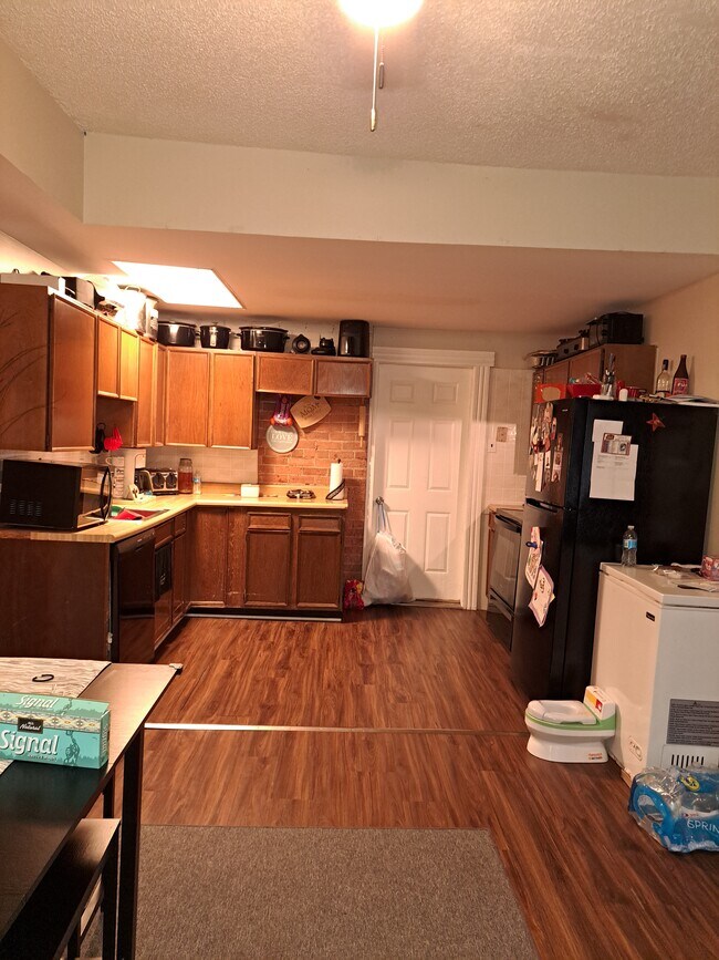 Photo - 2130 Avon Geneseo Rd