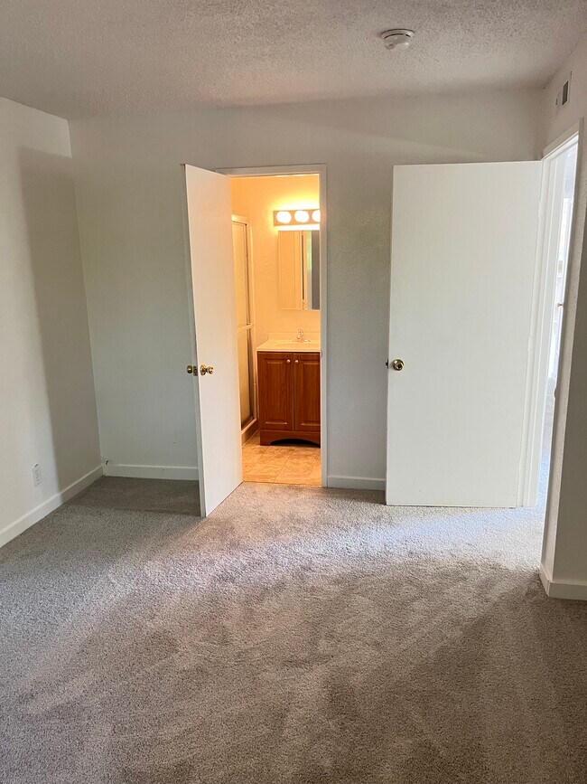 Photo - 7501 St Philomena Way