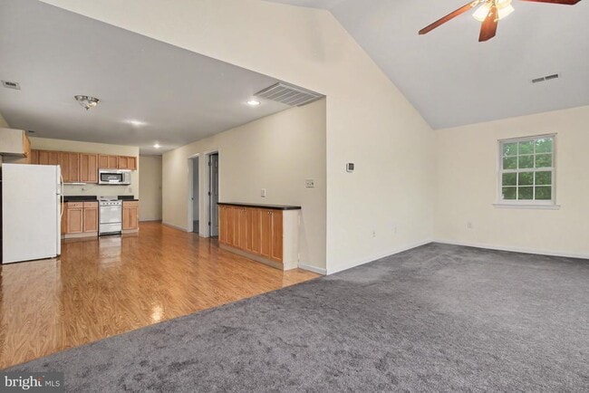 Photo - 1702 Oakfield Ave