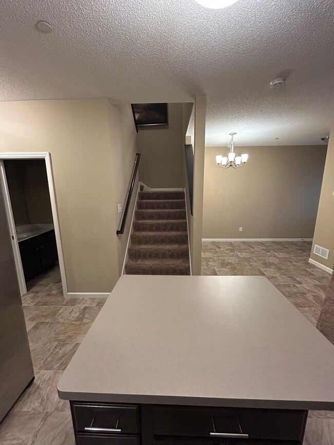 Photo - 1010 Van White Memorial Blvd