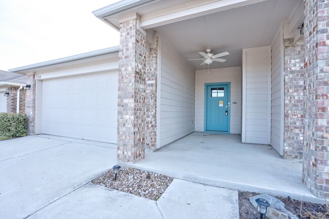 Photo - Charming 4/BR 2/BA One-Level Home with Spa...