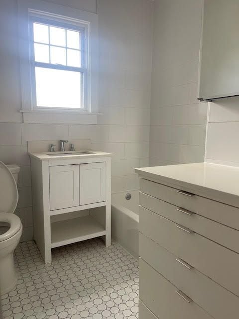 Building Photo - 3139 Country Club Rd Rental