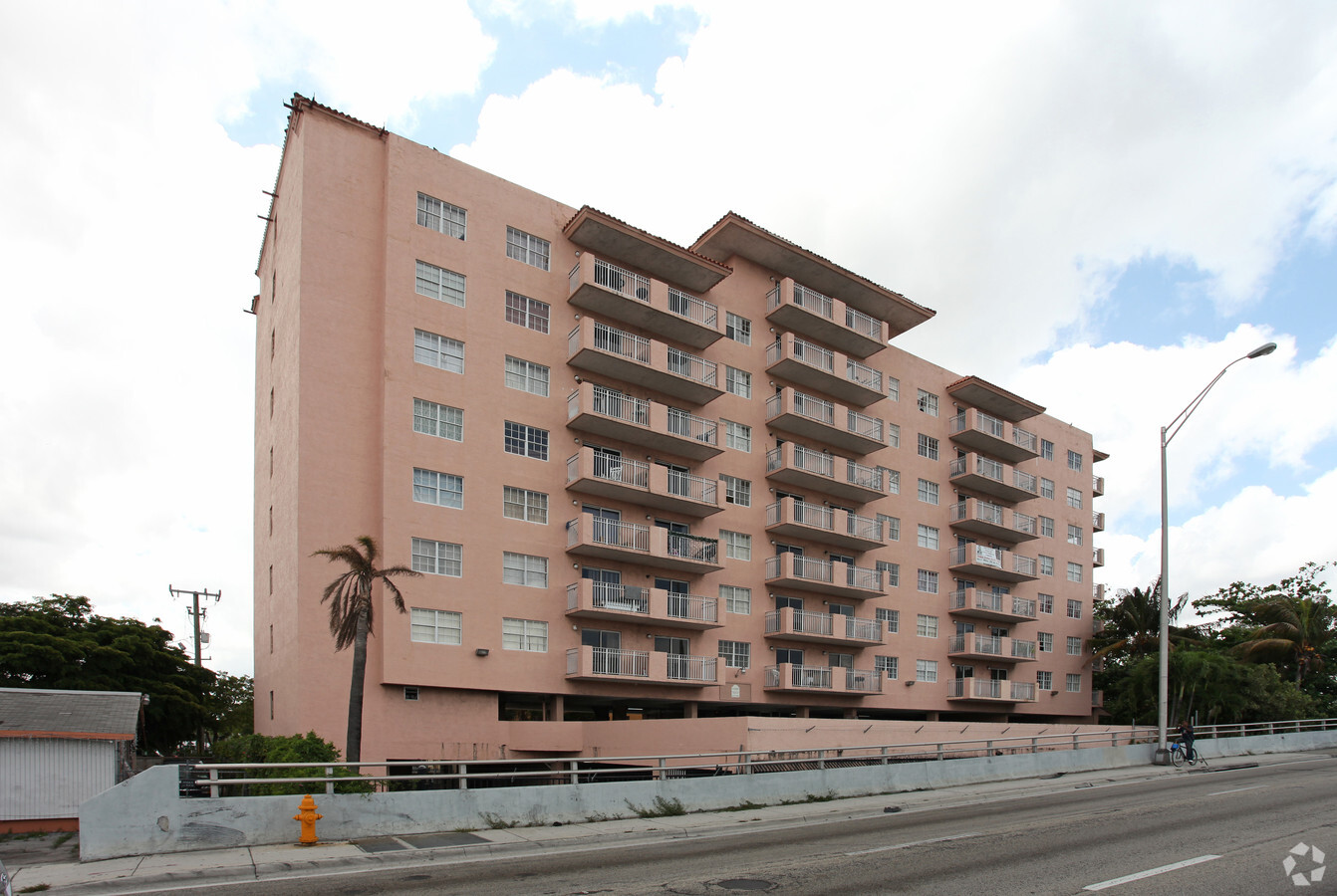 Elite Riverview Apartments - Elite Riverview Apartments