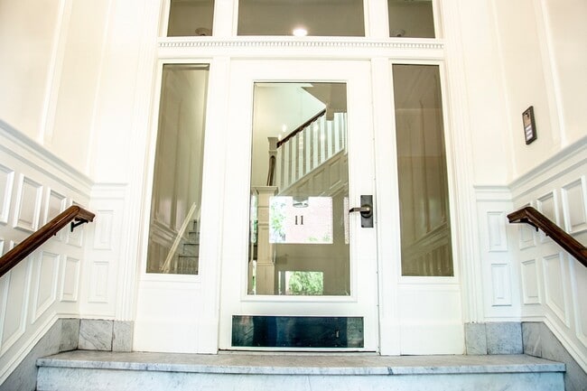 Photo - 11 Alton Pl Unit 2