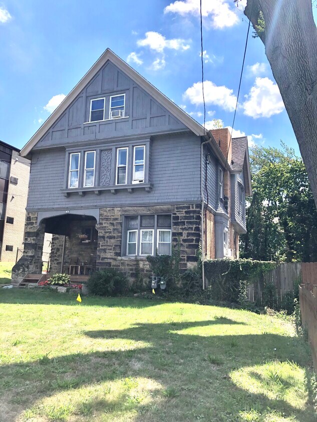 Front - 43 S Fremont Ave (Pittsburgh, PA)