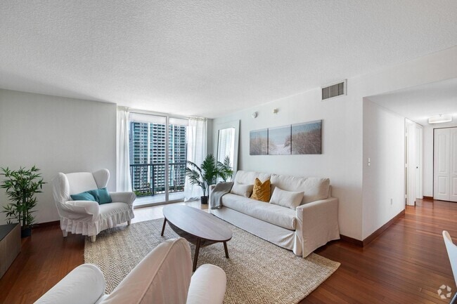 Building Photo - 1200 Brickell Bay Dr Rental