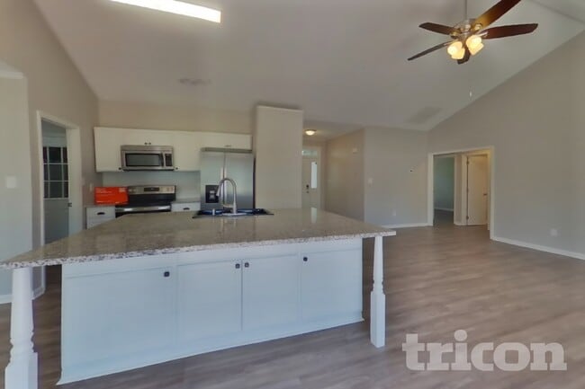 Photo - 11106 Pinetta Ln