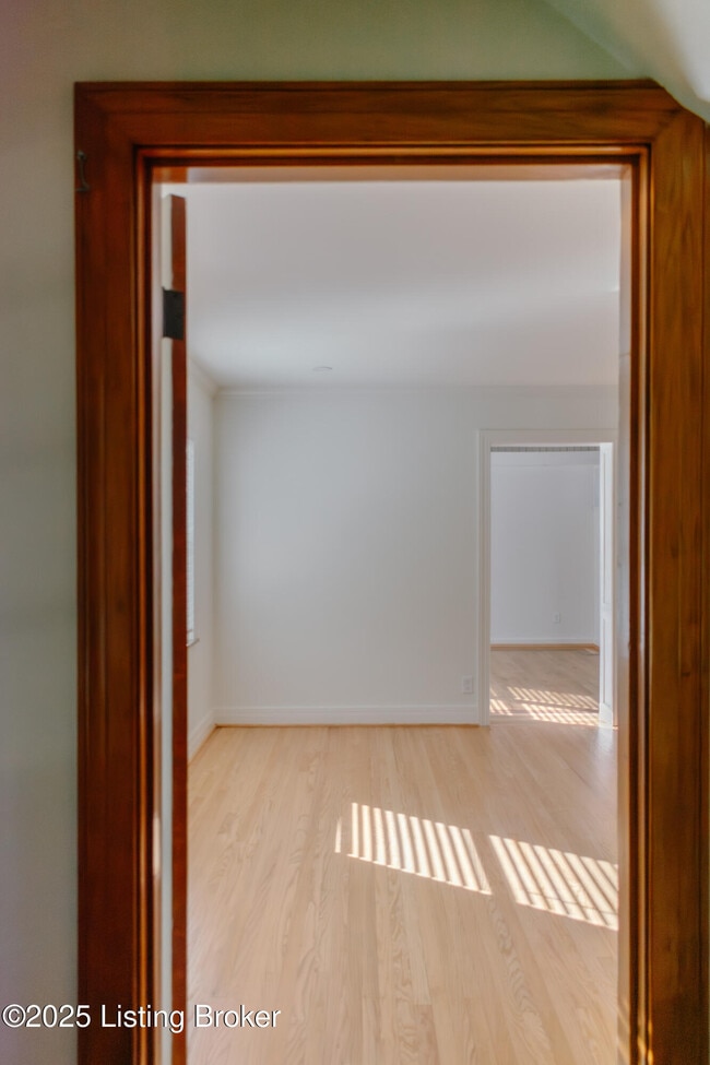 Photo - 2725 Brownsboro Rd Unidad 2