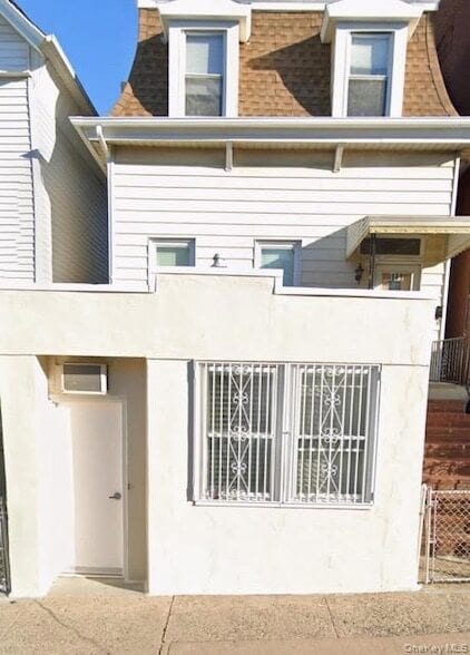 Building Photo - 189 Elm St Unit 1