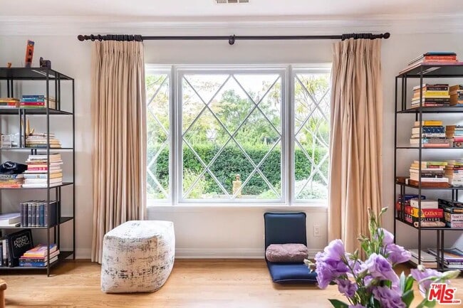 Photo - 1972 Stearns Dr