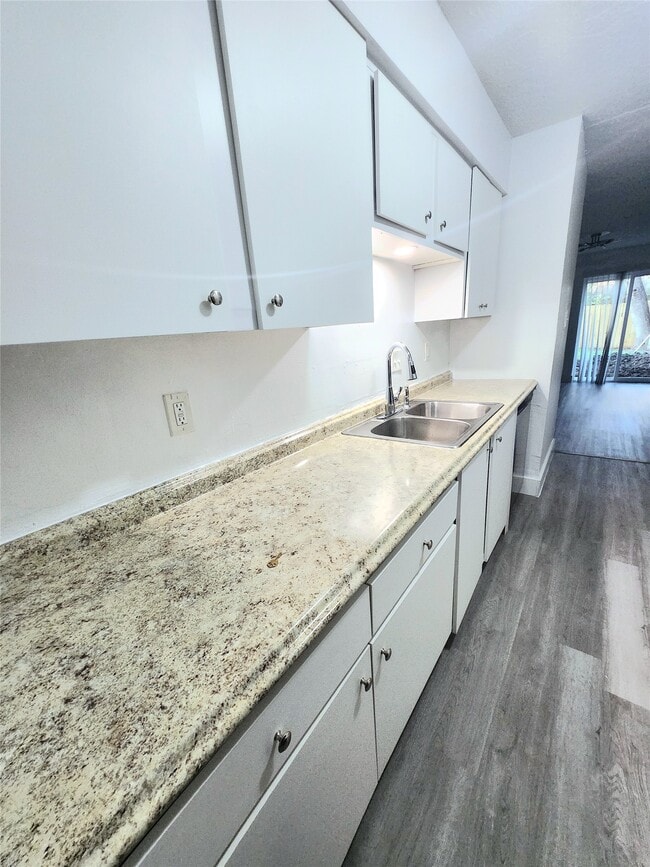 Photo - 6824 W Fuqua St