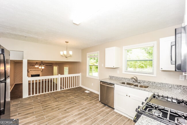Photo - 9194 Greenwood Dr