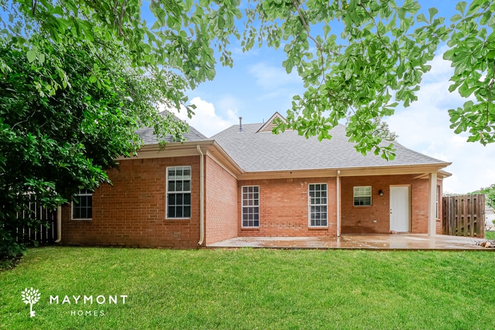 Photo - 8441 Shady Elm Dr