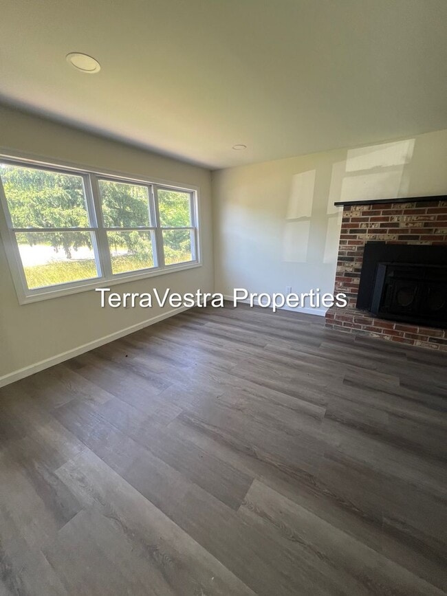 Photo - 3 Bed in Mullica Hill! Eligible for $500 Security Deposit.