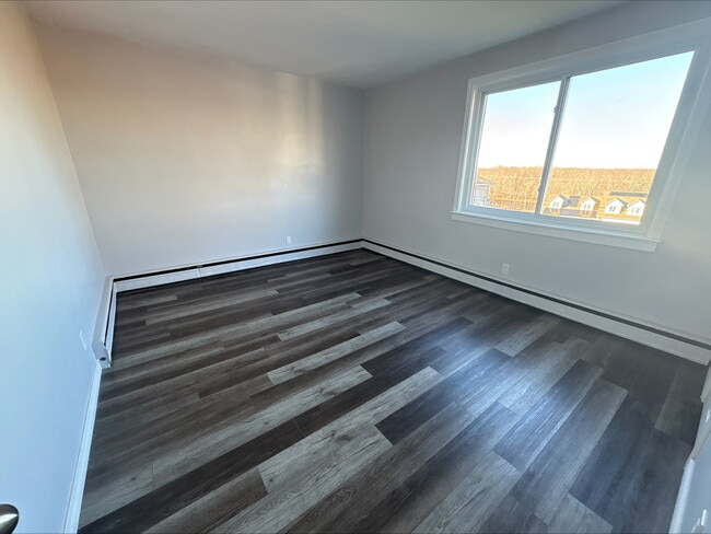 Photo - 437 Covert St Unit 12