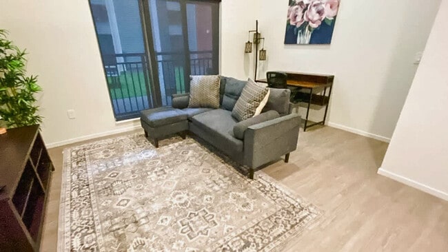 Photo - 1101 Euclid Ave Unit FL5-ID1055679P