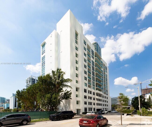 Building Photo - 500 NE 29th St Unit 906 Rental