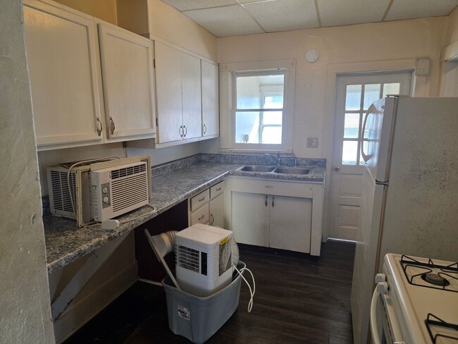 Photo - 204/206/208 N Fort Wayne St Unit 206 N Fort Wayne St