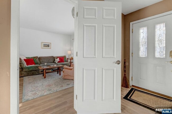 Photo - 13 Murray Rd