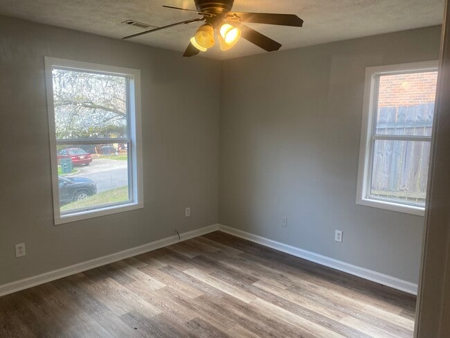 Photo - 1368 Kurt Cir Unit 1368