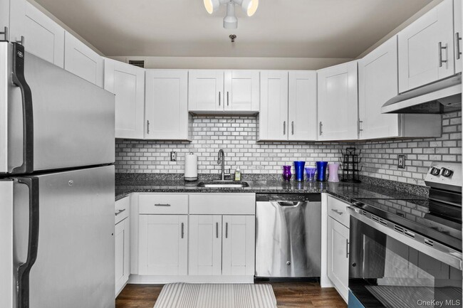 Photo - 85 McKinley Ave Unit A 2-6