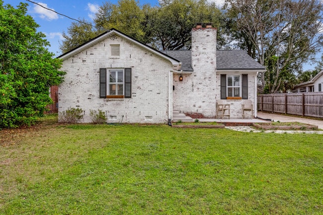 Photo - 1812 E Avery St