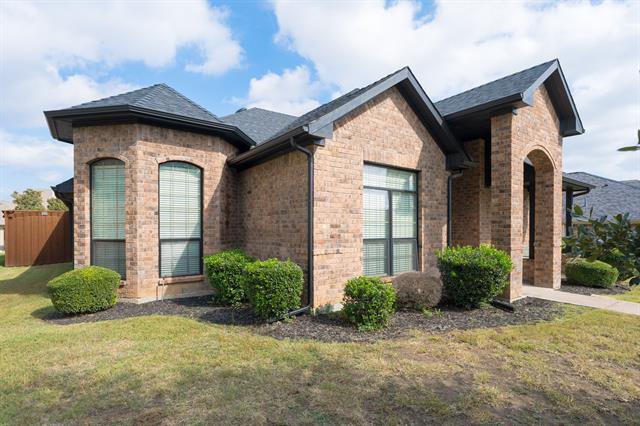 Photo - 734 Brazos Way