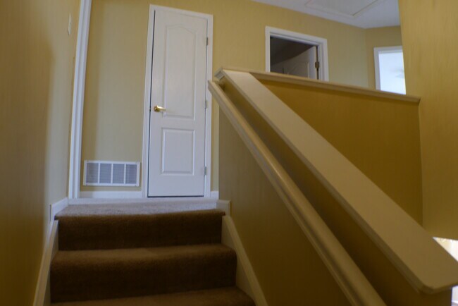 Photo - 3580 Sequoia Dr