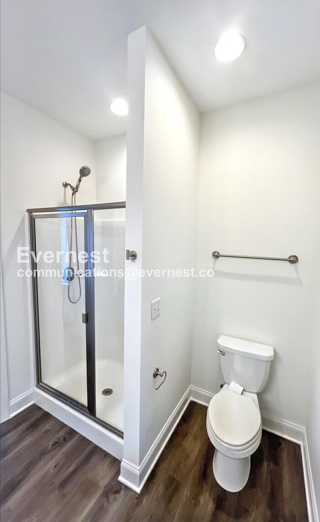 Photo - 1604 McBrien Rd