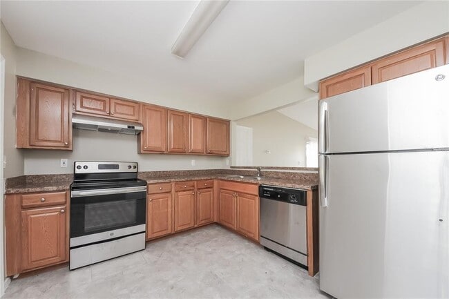 Photo - 607 Estrada Ln