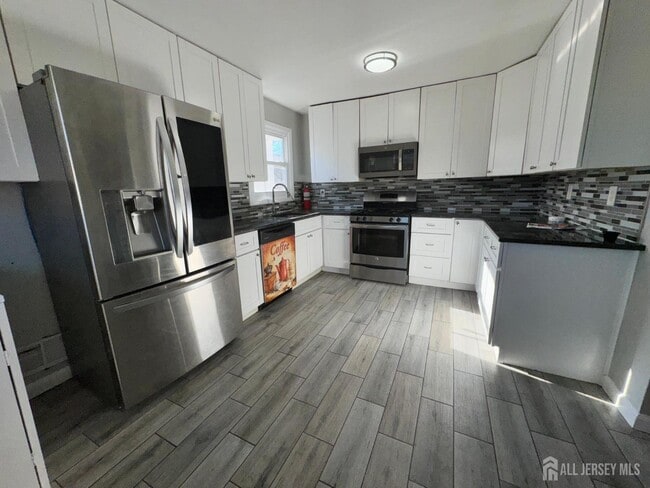 Photo - 1108 Frank St