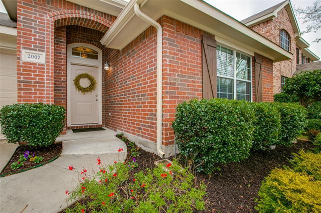 Photo - 2007 Highland Dr