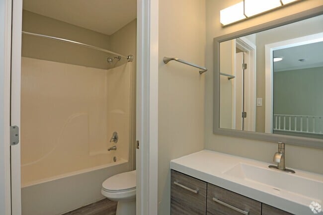 Building Photo - No Application or Admin Fee Unit 1006-K Rental