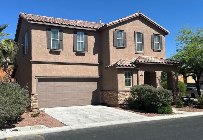 Photo - Fort Apache & Blue Diamond