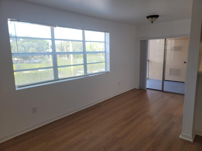 Photo - 15285 SW 107th Ln Unit 208