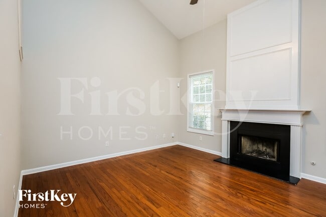 Photo - 2410 Kirkstone Dr