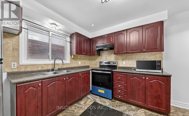 Photo - 2 John Stoner Dr