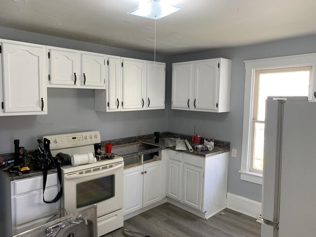 Photo - 111 N Kentucky Ave
