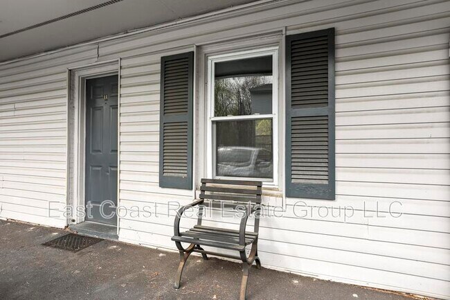 Photo - 13628 Pennsylvania Ave Unidad #11