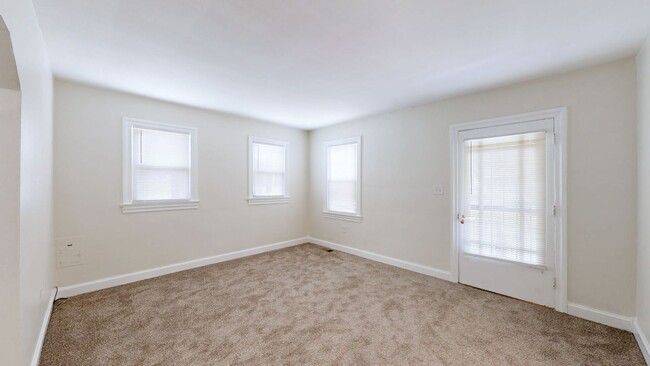 Photo - Newly Renovated 2 Bed/1 Bath Home in Camp Taylor